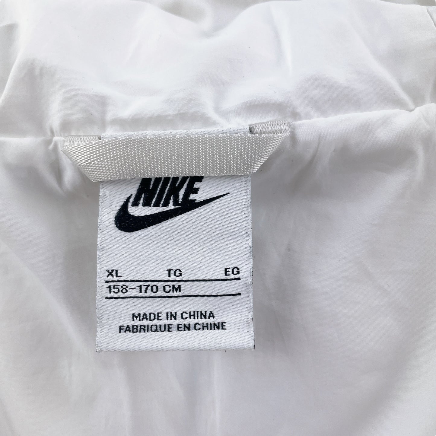 Nike Sportswear gefütterte Jacke mit Kapuze, Gr. 158-170