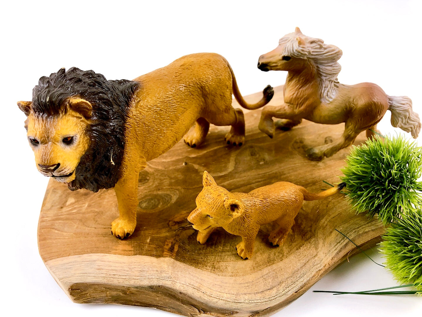 Tier-Set Löwe, Löwenjunges, Wildpferd, Kindertoyz